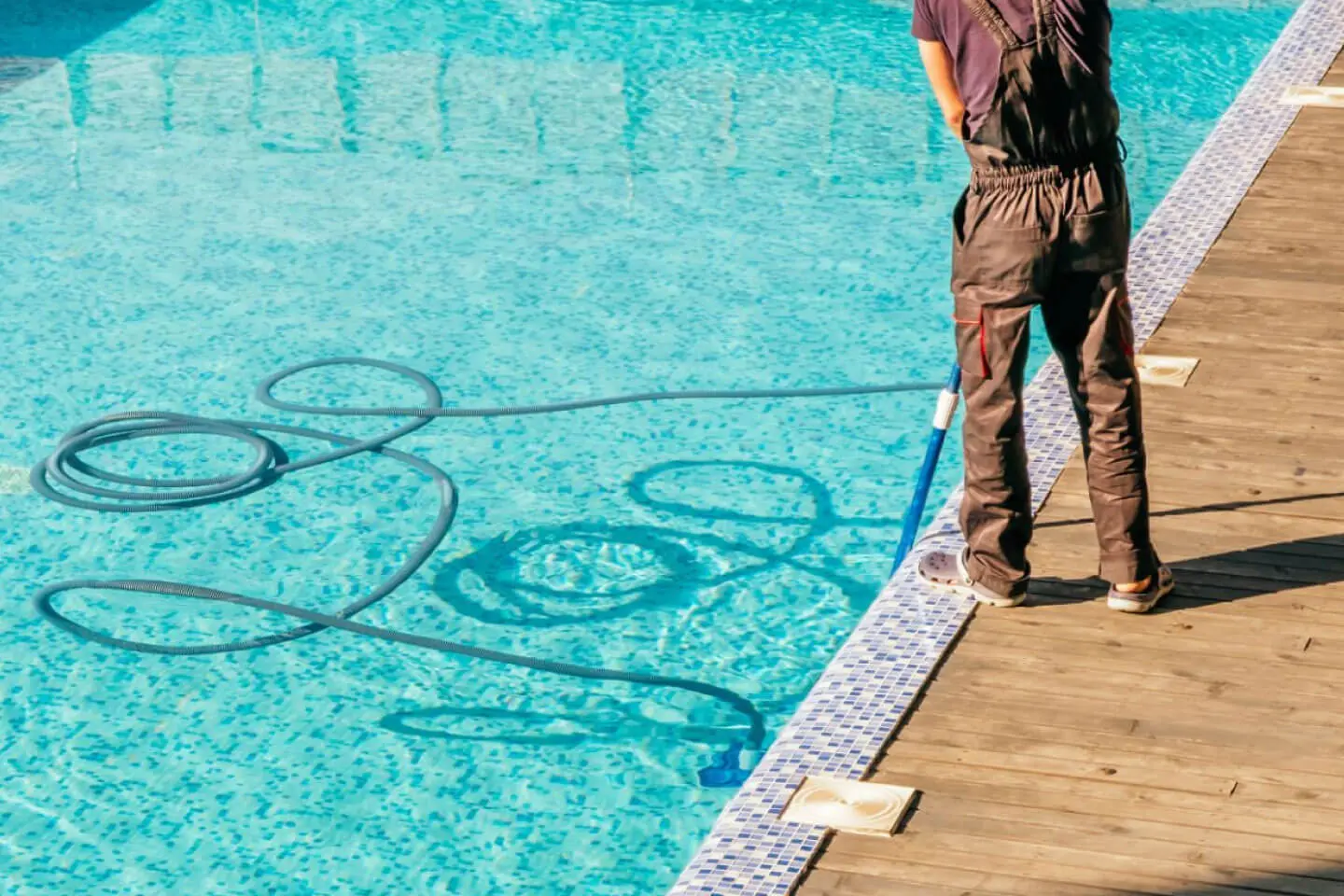 pool maintenance service